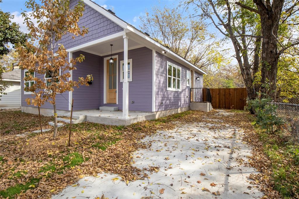 English Place - Residential Lease