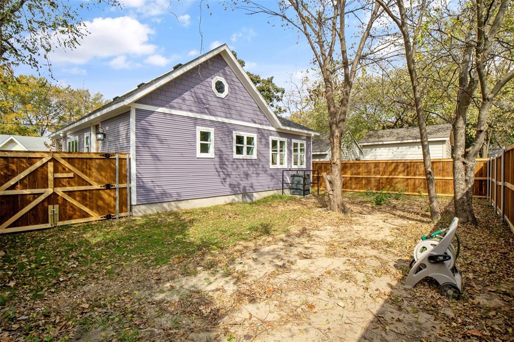 English Place - Residential Lease