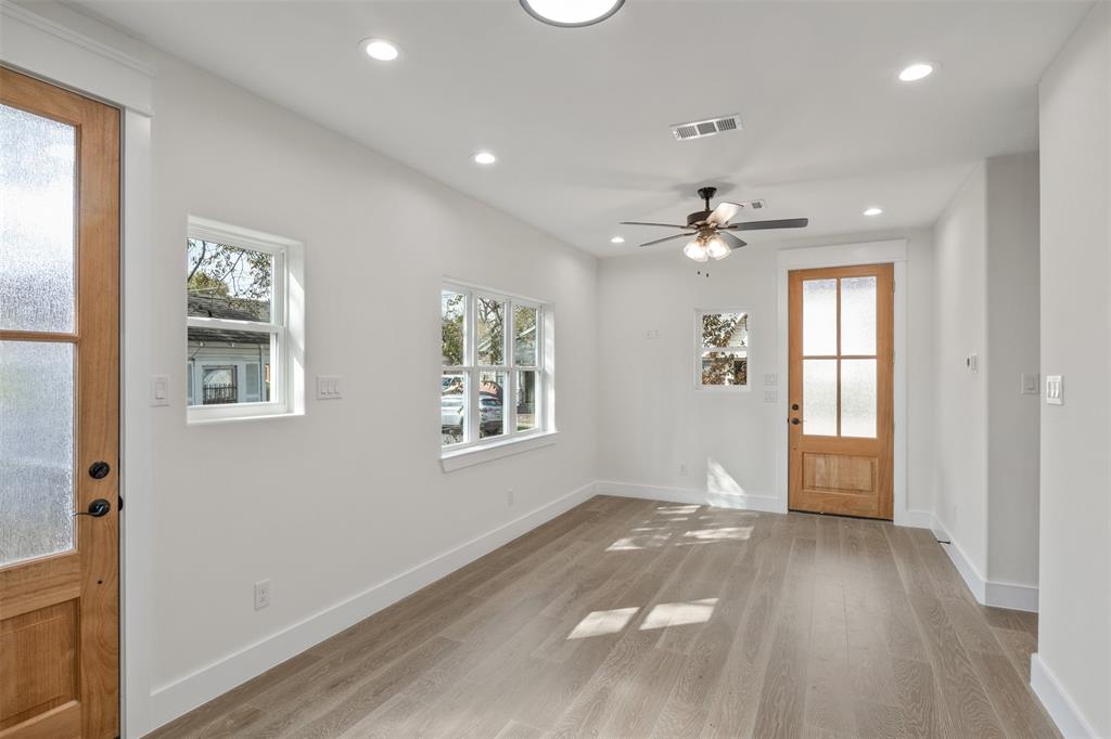 English Place - Residential Lease