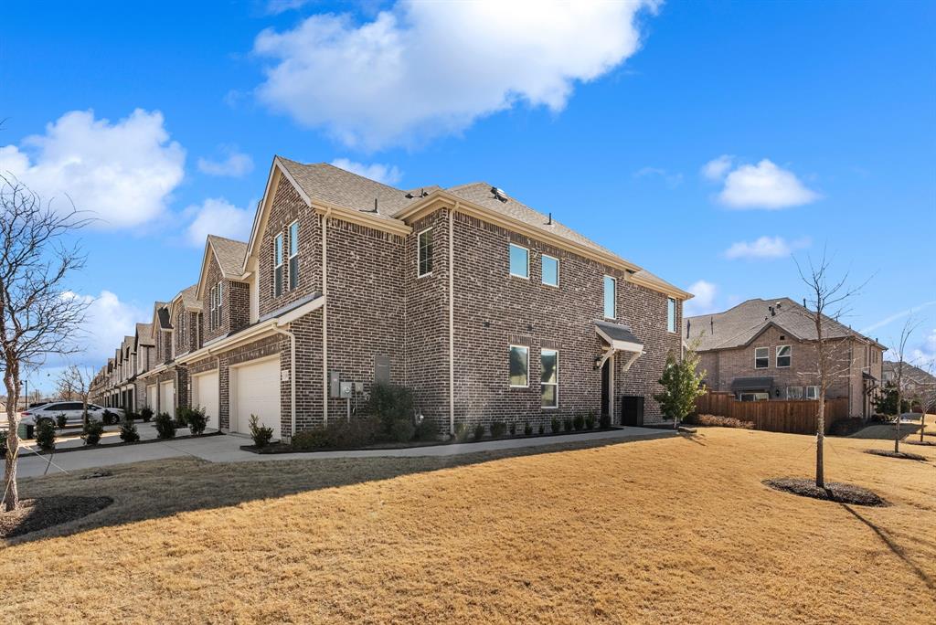 1311 Hill Country Place