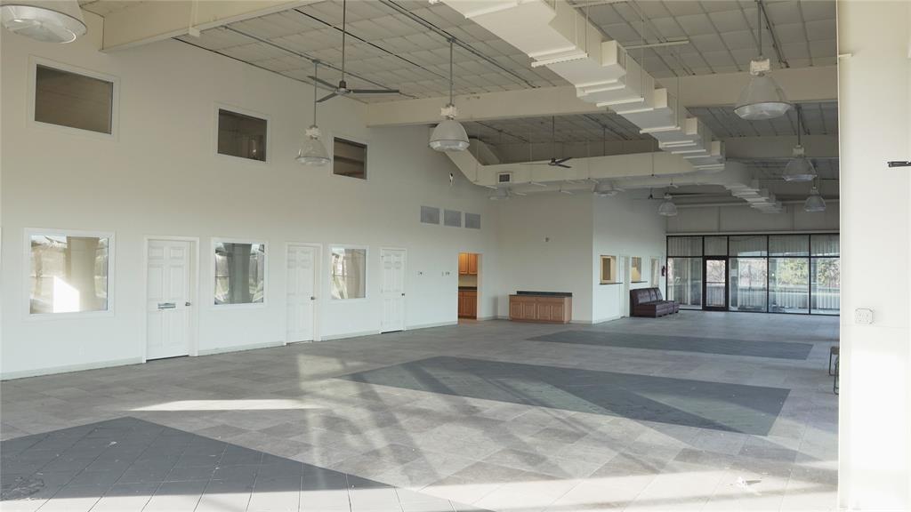 James Plaza Add - Commercial Sale