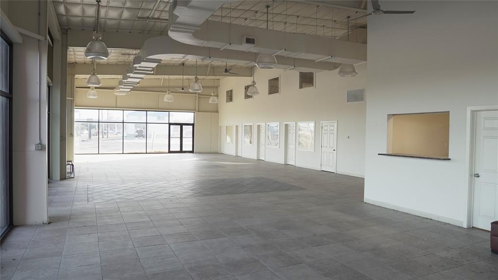 James Plaza Add - Commercial Sale