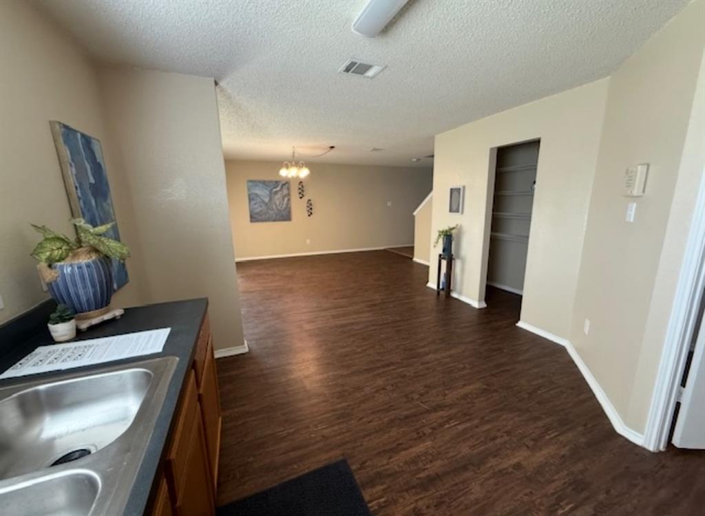 Vista Oak Add - Residential Lease