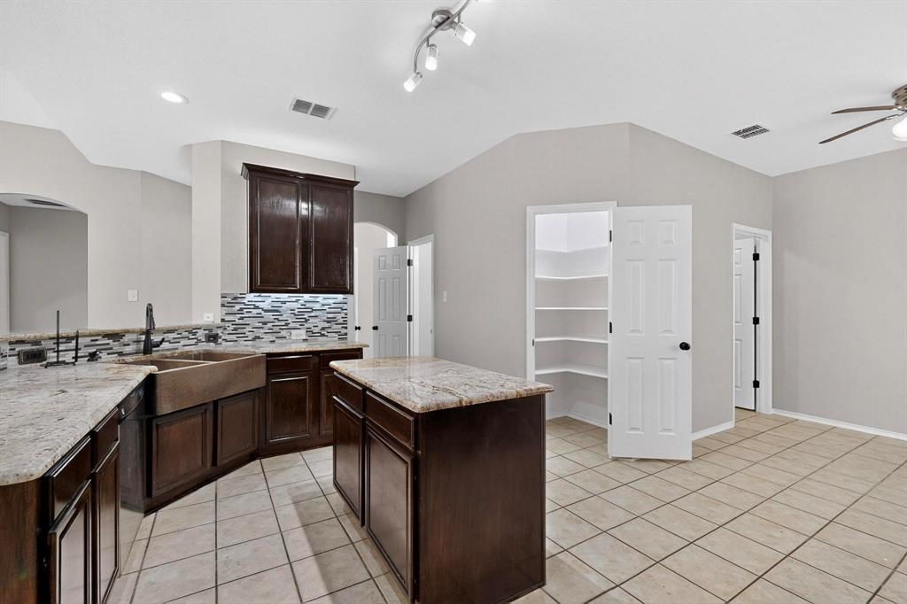 Charleston Commons 01 - Residential