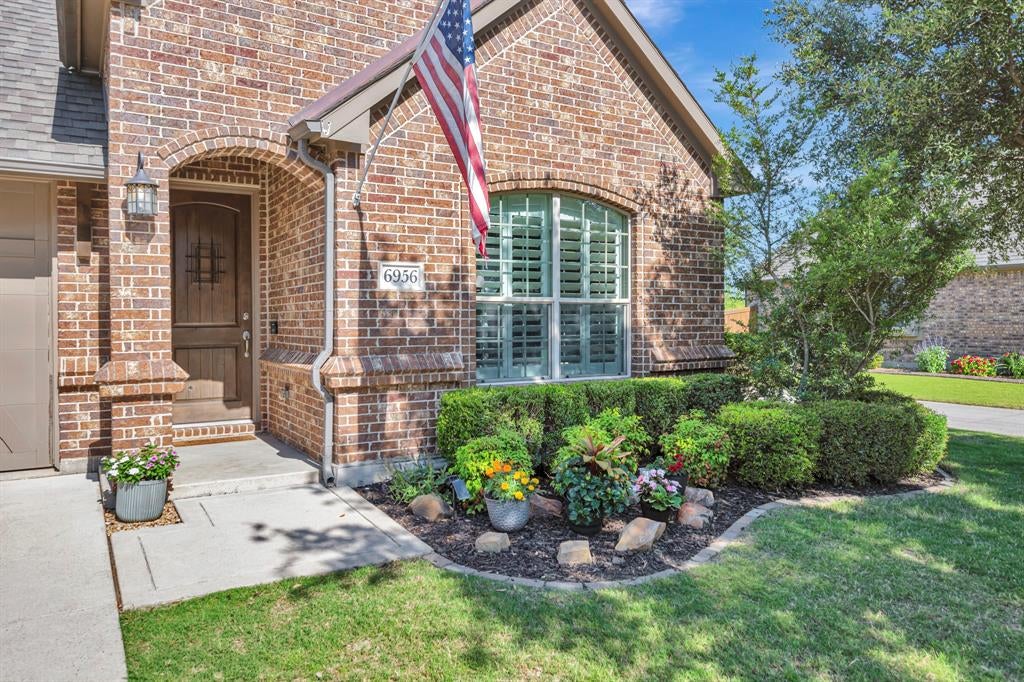 6956 Finch Drive