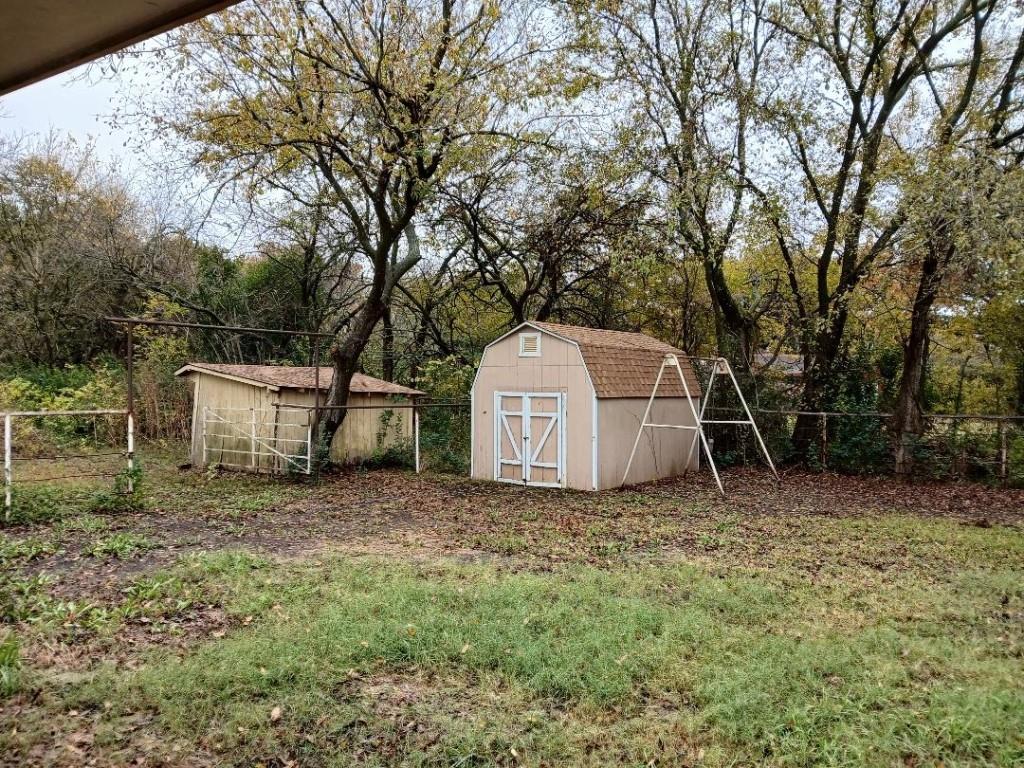 1878 Forreston Road