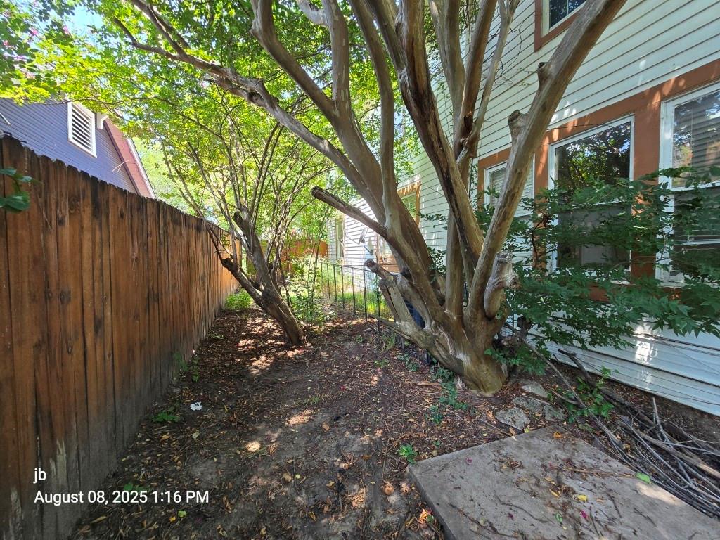 A M Moore - Residential