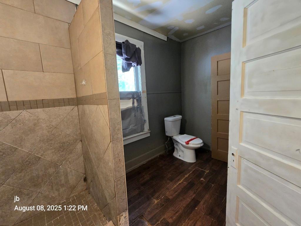 A M Moore - Residential