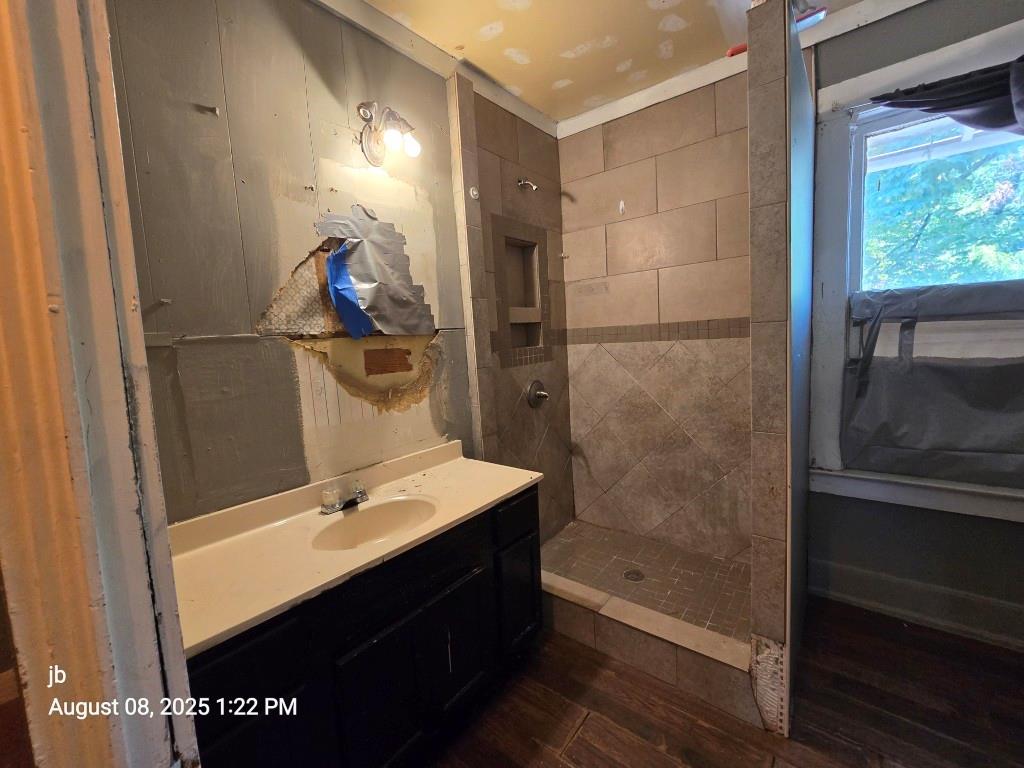 A M Moore - Residential