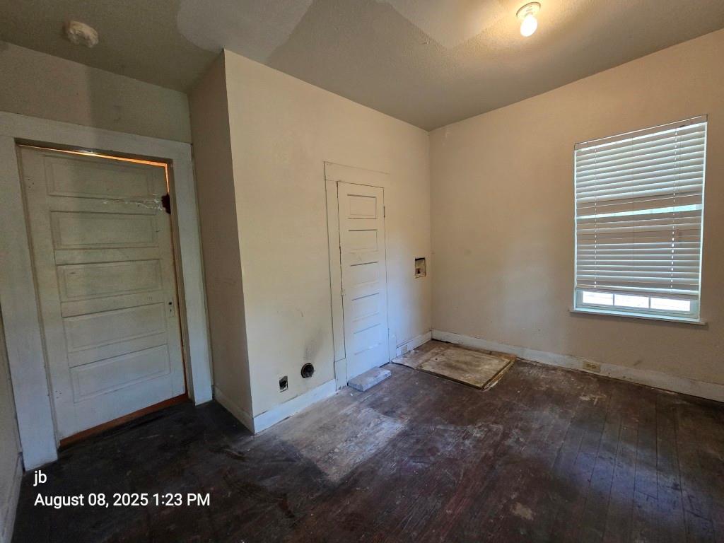 A M Moore - Residential