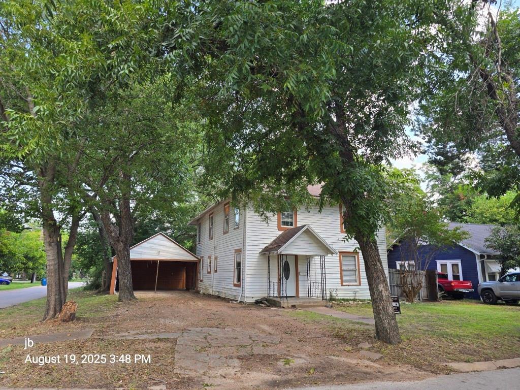 A M Moore - Residential