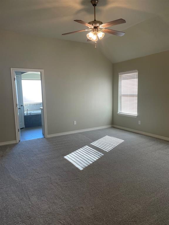 Granbury, Texas 76049, United States, 3 Bedrooms Bedrooms, ,2 BathroomsBathrooms,Residential,Active,211379