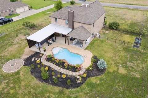 Photo of 2541 County Road 643, Nevada, TX 75173 (MLS # 21037002)