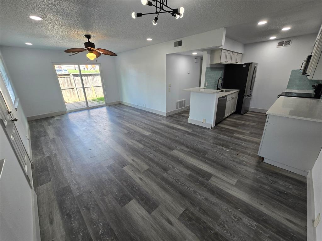 2719 Stonehaven Court