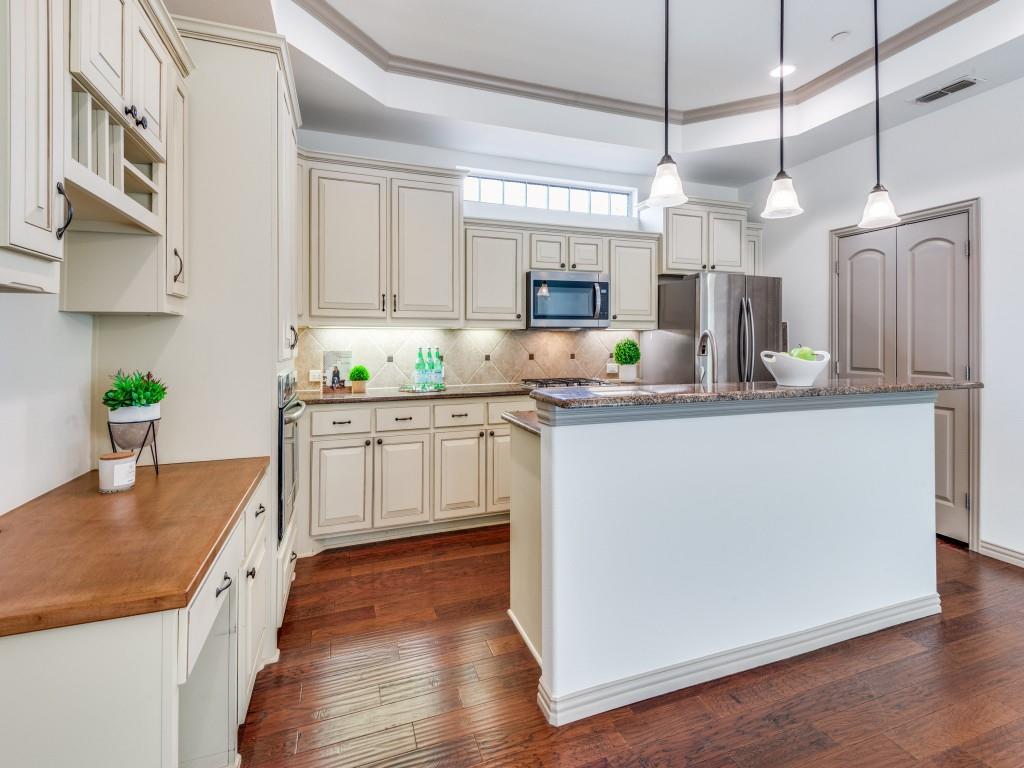 Villas Of Stone Glen Condos - Residential