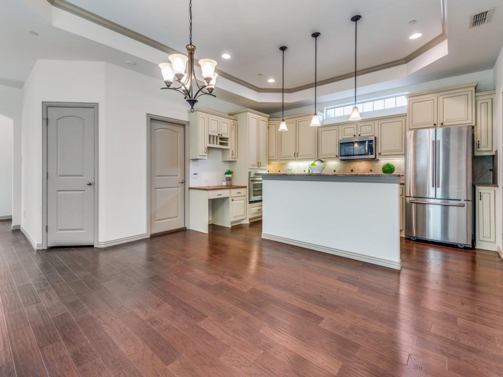 Villas Of Stone Glen Condos - Residential