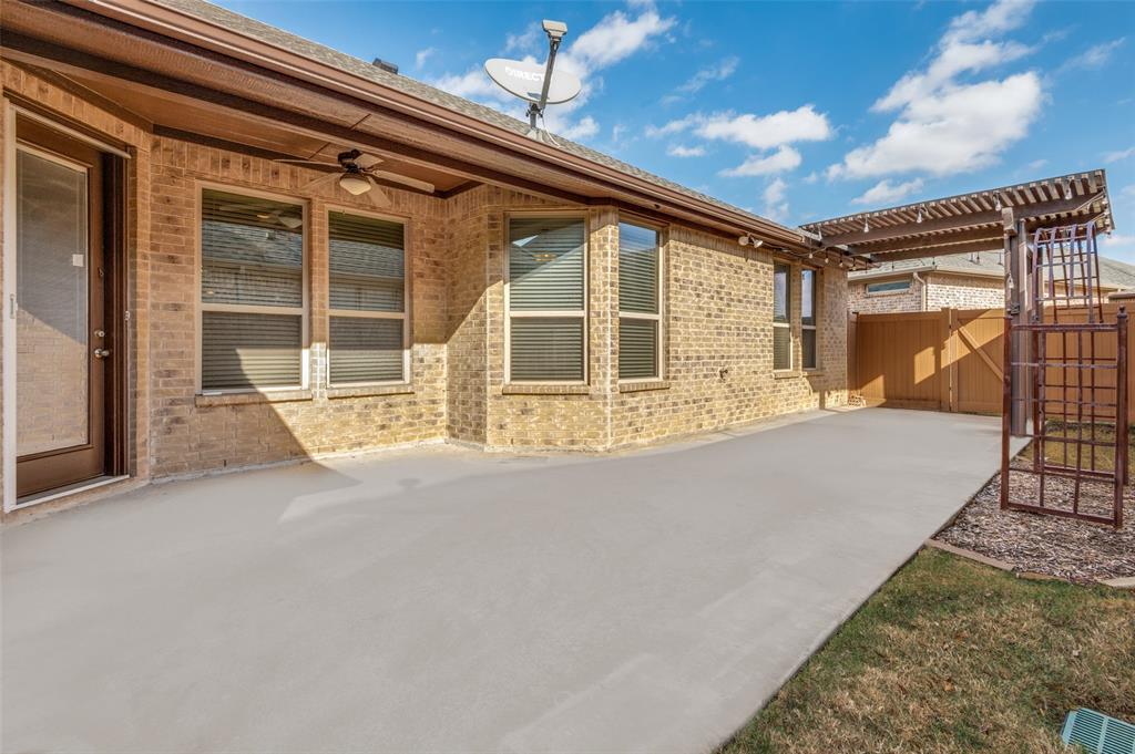 Villas Of Stone Glen Condos - Residential