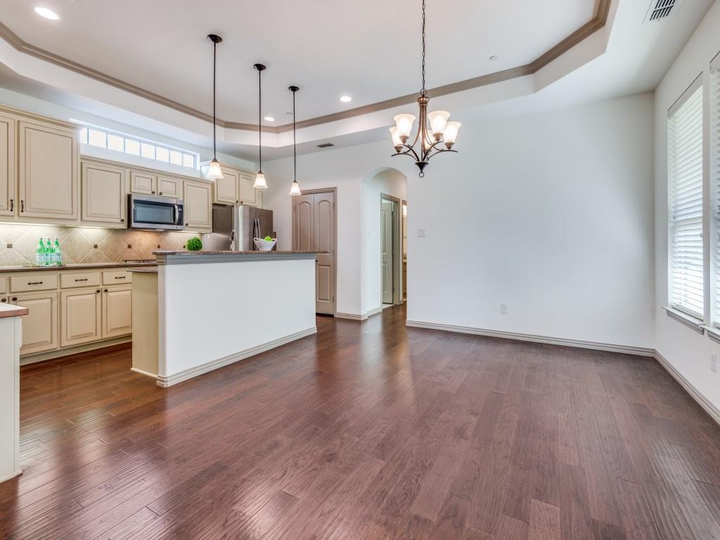 Villas Of Stone Glen Condos - Residential