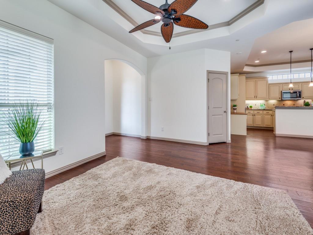 Villas Of Stone Glen Condos - Residential