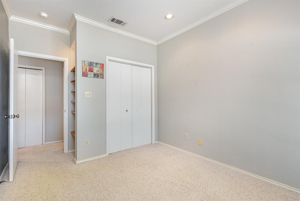 Boardwalk On The Pkwy Condos - Residential