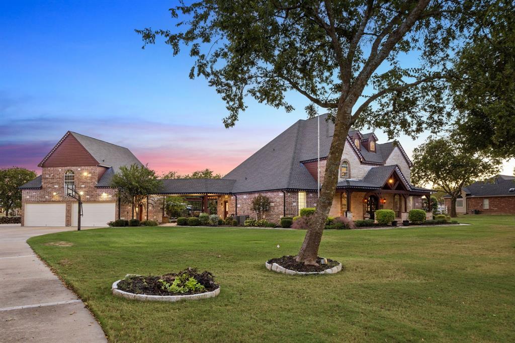 465 Equestrian Drive