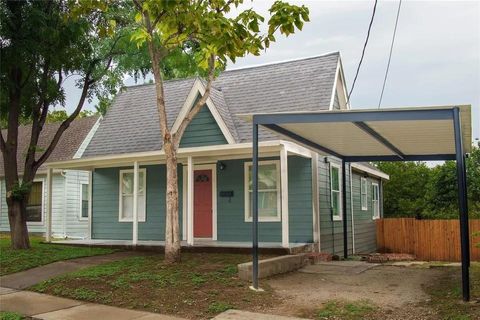 Photo of 1026 Rockwood Street, Dallas, TX 75203 (MLS # 21195742)