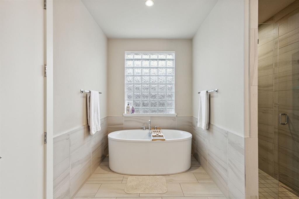 Linwood Place - Residential