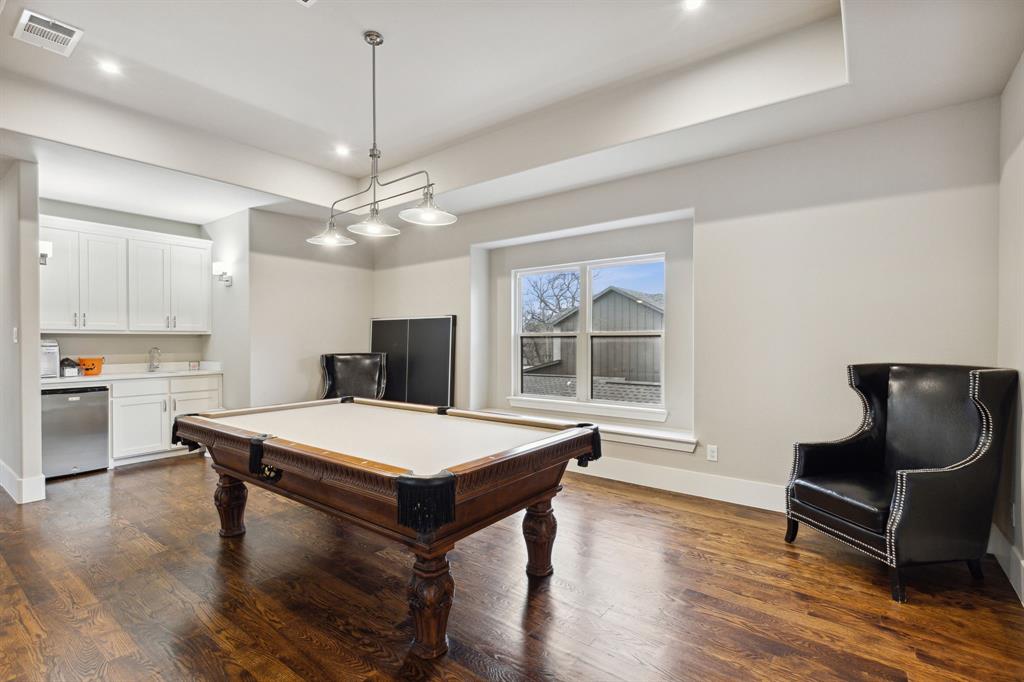 Linwood Place - Residential