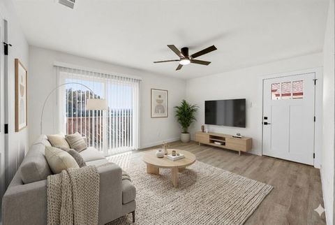 Photo of 4824 Wellesley Avenue #A, Fort Worth, TX 76107 (MLS # 21198057)