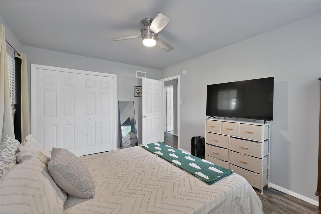 Connaways 03 - Residential Lease