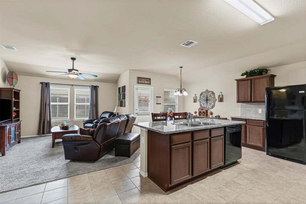 Photo of 1104 Ruby Court, Princeton, TX 75407 (MLS # 21350163)