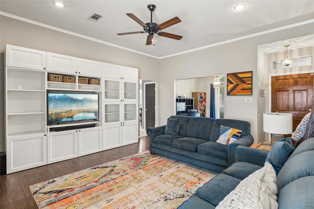 6705 Bluebell Drive