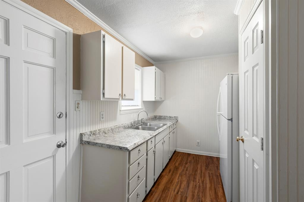 W J S Russell 1st Add - Residential