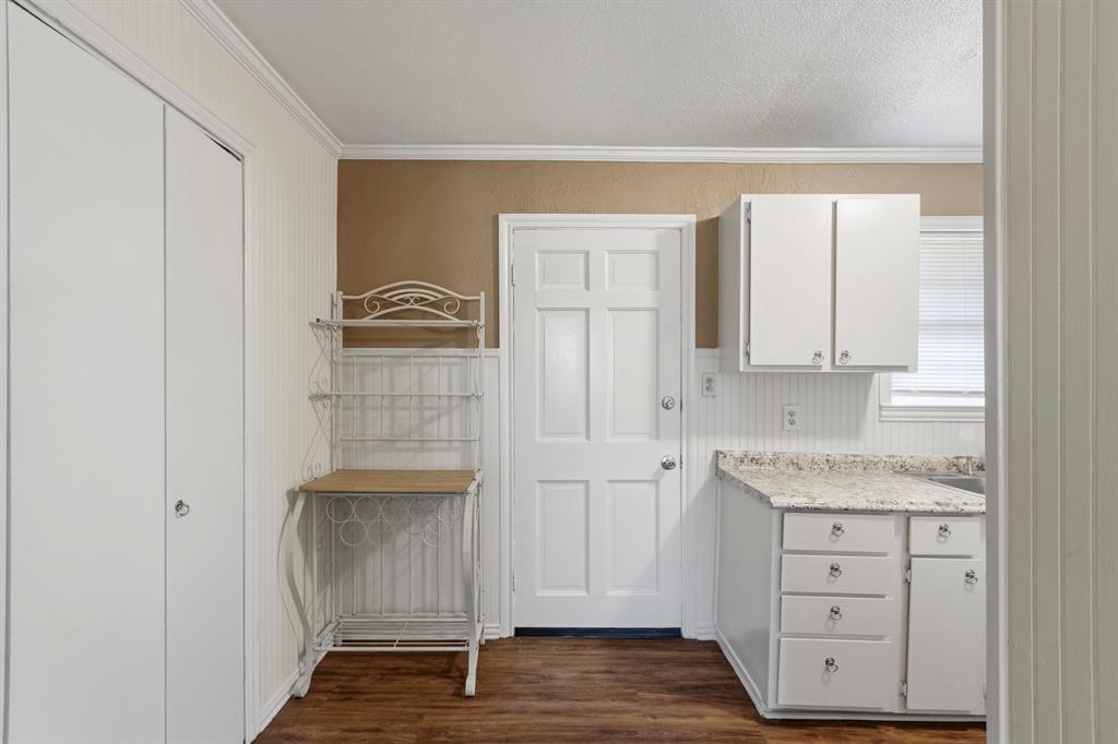 W J S Russell 1st Add - Residential