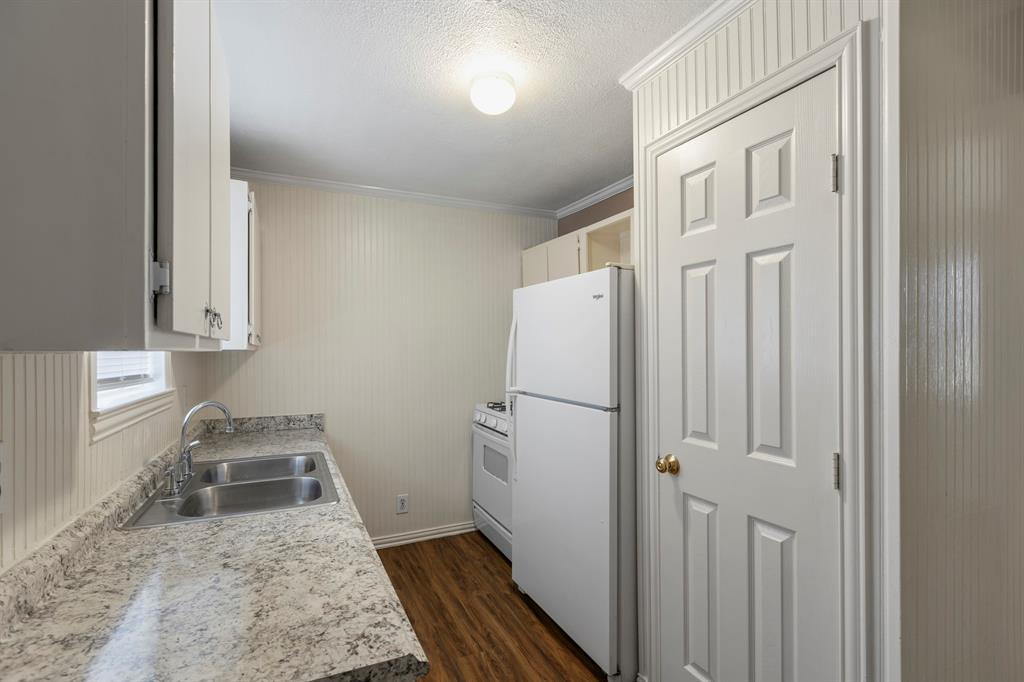 W J S Russell 1st Add - Residential