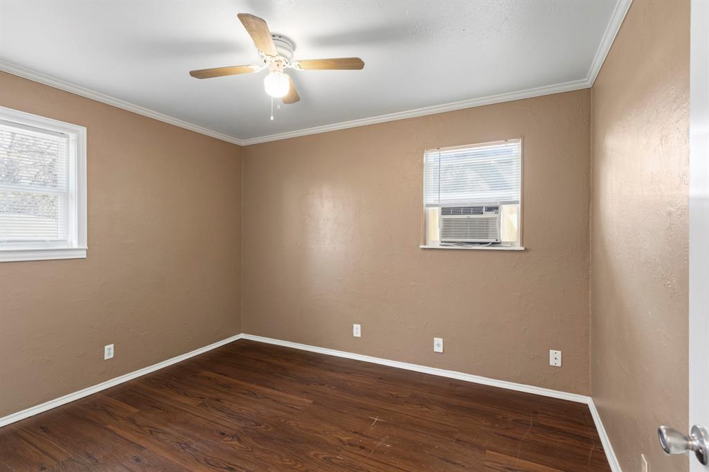 W J S Russell 1st Add - Residential