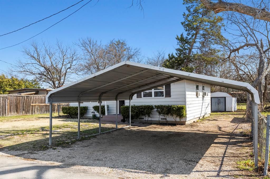 Photo of 405 Kincaide Street, McKinney, TX 75069 (MLS # 21194134)