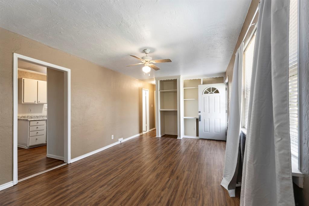 W J S Russell 1st Add - Residential