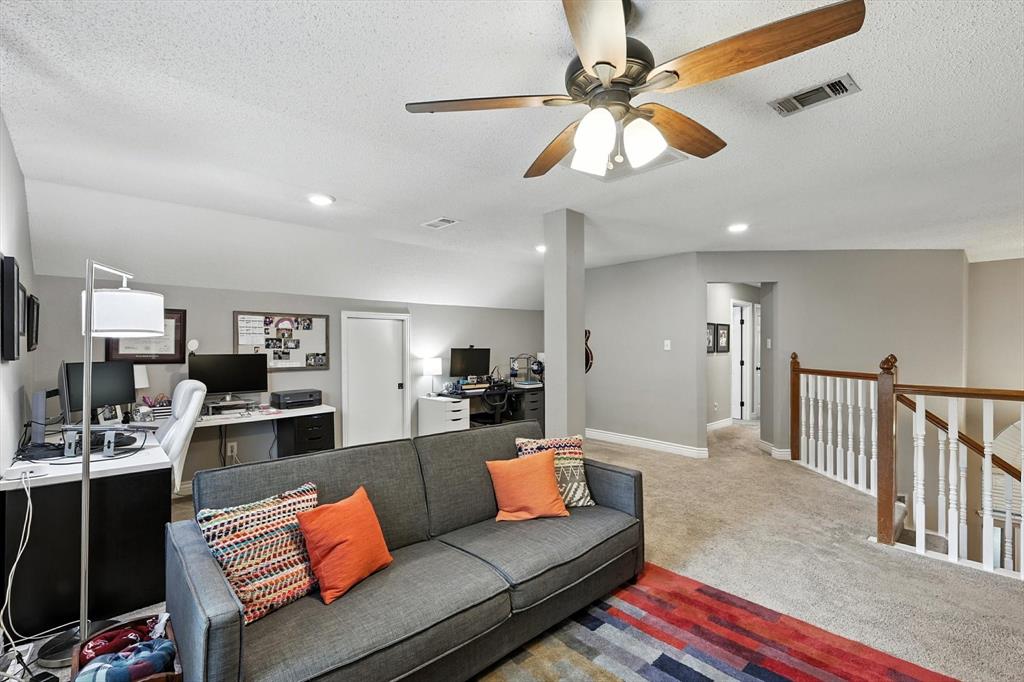 Lake Forest Garden Home Ph 1 - Residential