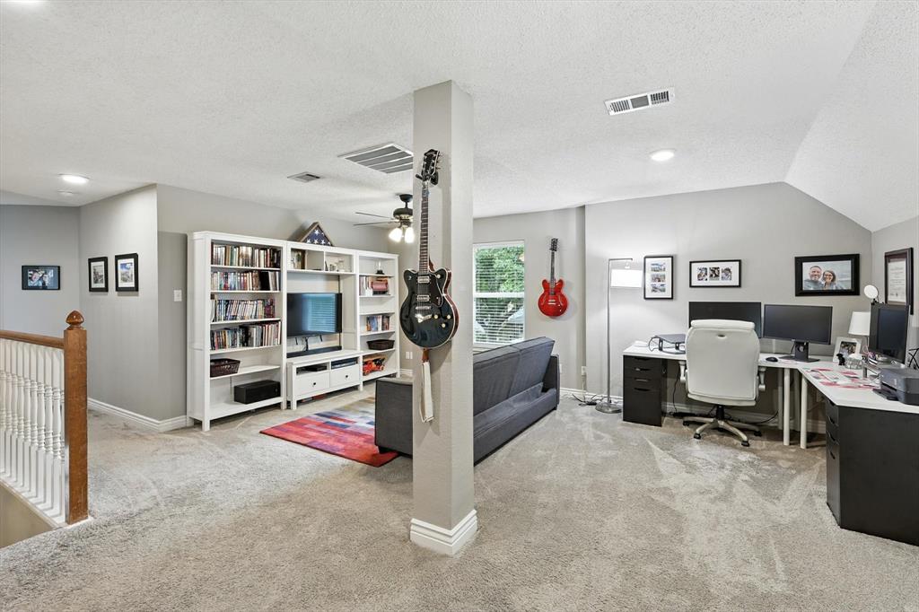 Lake Forest Garden Home Ph 1 - Residential