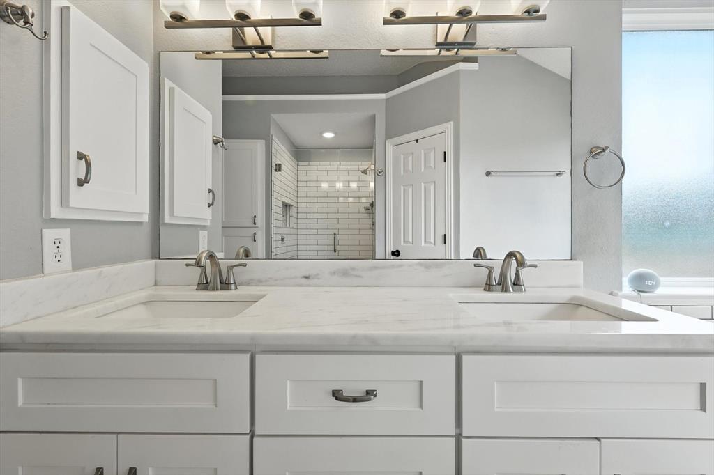 Lake Forest Garden Home Ph 1 - Residential