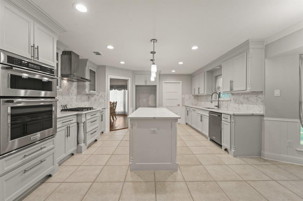 2205 Le Mans Drive