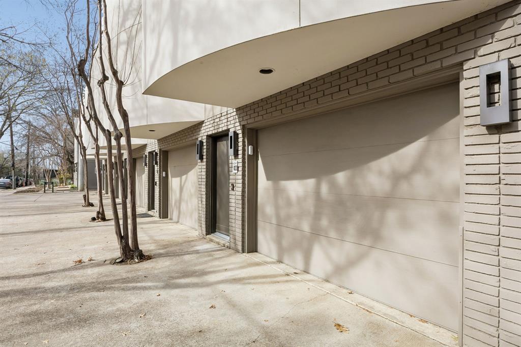 4241 Buena Vista Street 3