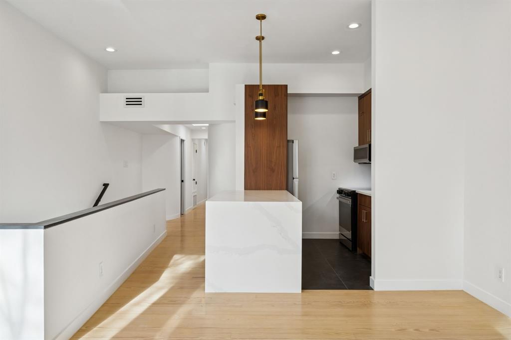 4241 Buena Vista Street 3