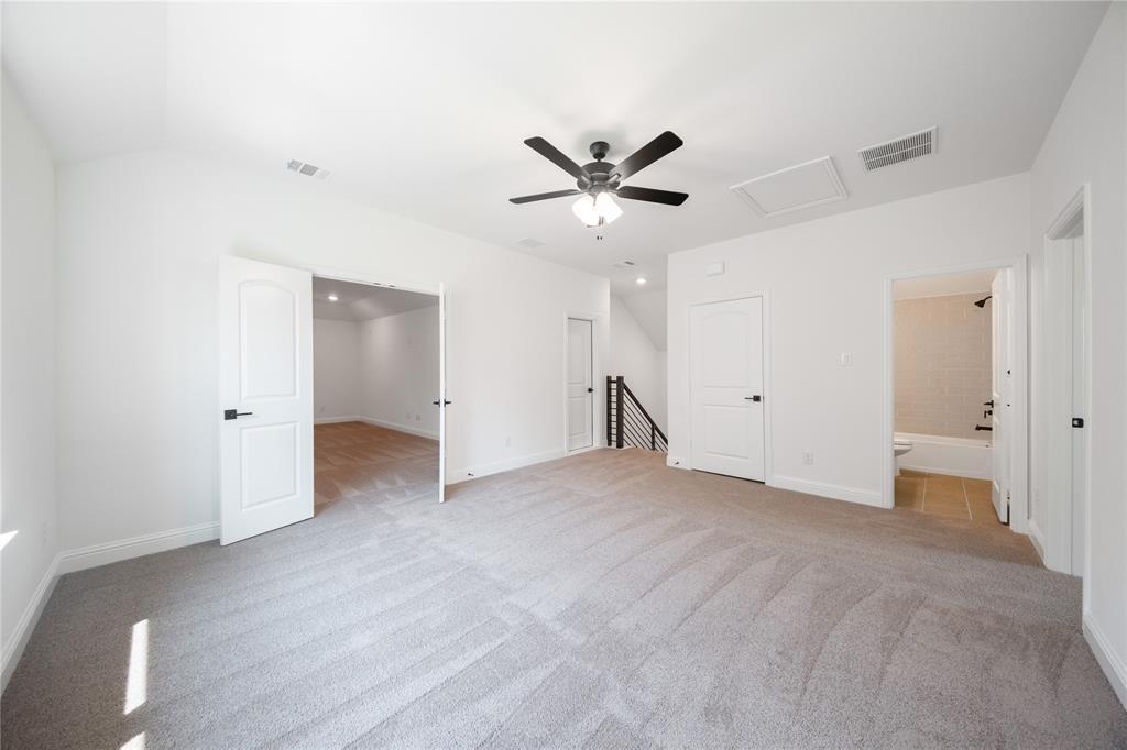 Valencia on the Lake - Residential