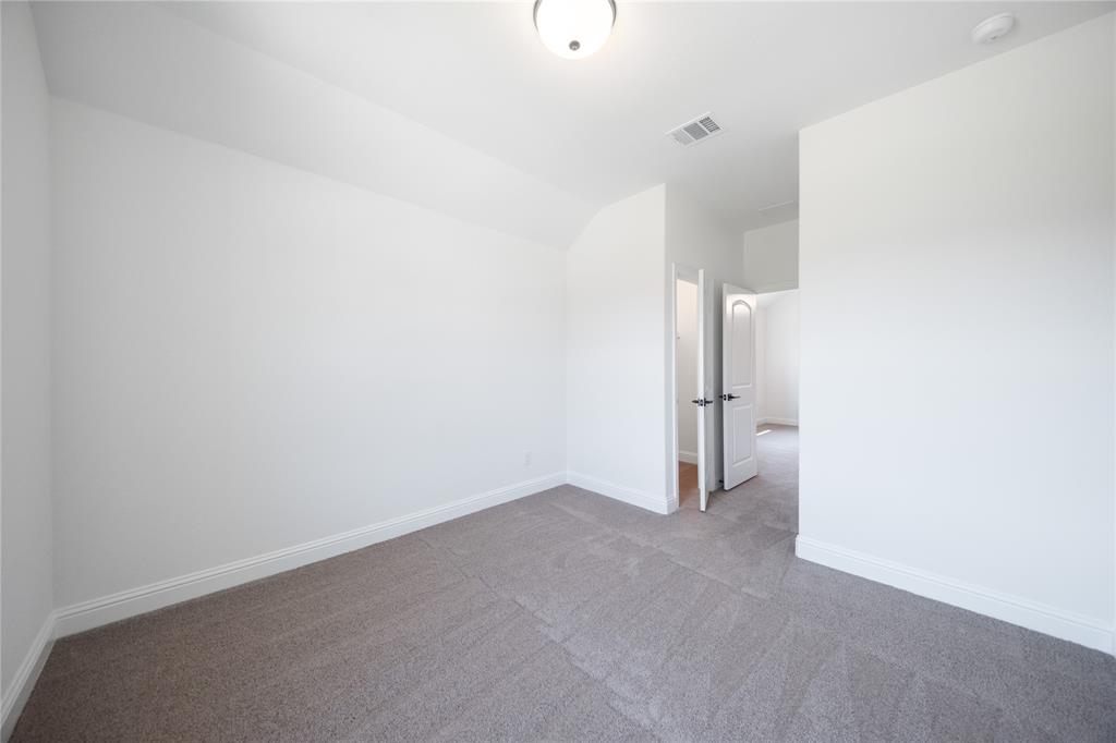 Valencia on the Lake - Residential