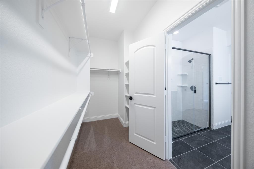 Valencia on the Lake - Residential