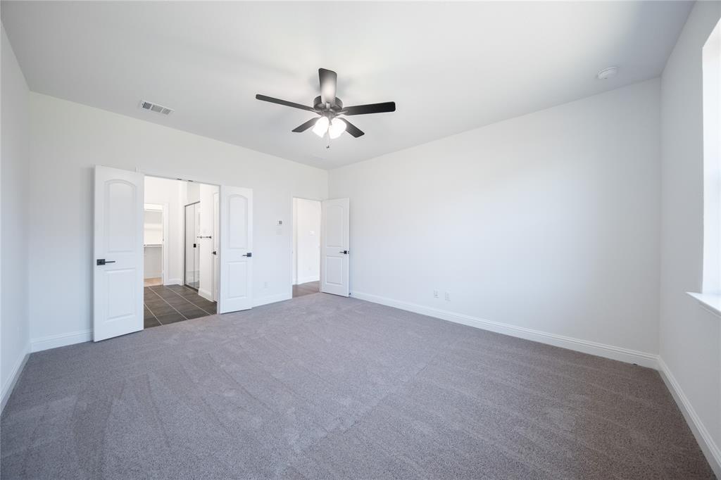 Valencia on the Lake - Residential