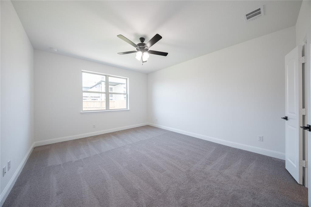 Valencia on the Lake - Residential