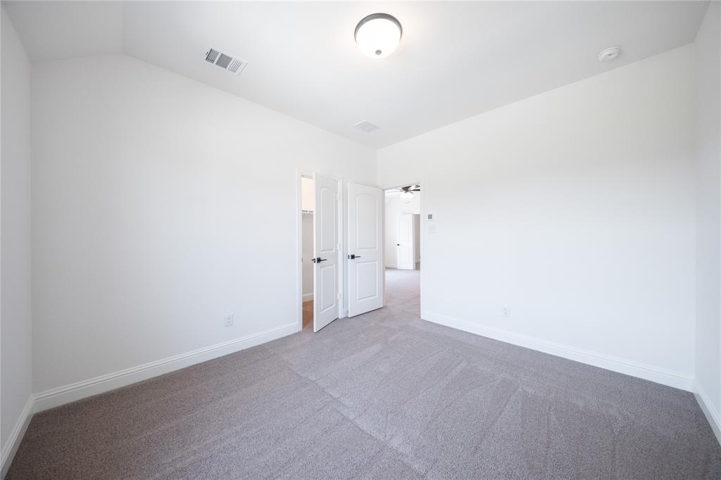 Valencia on the Lake - Residential